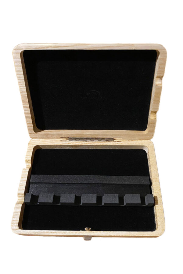 chiarugi basson reed case 8 on white